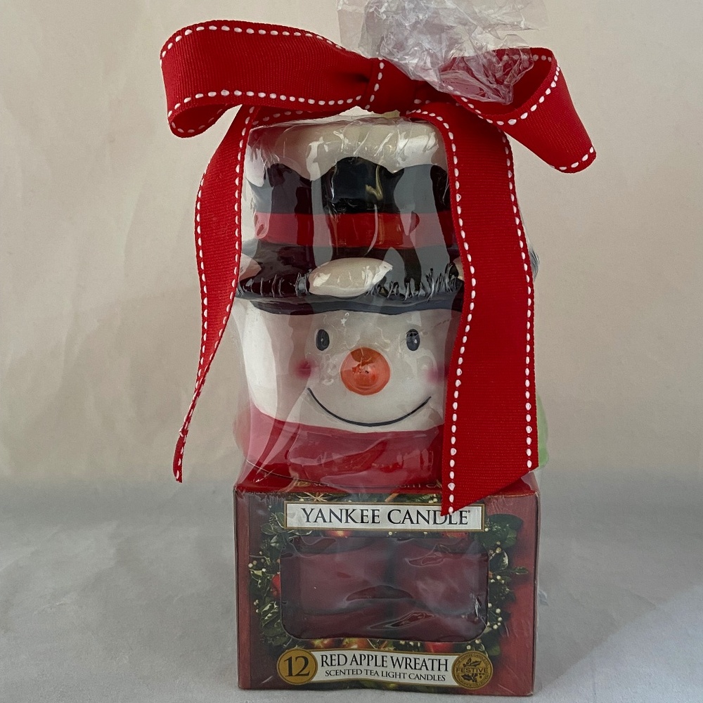 Yankee Candle Snowman Teal Light Holder with 12 Red Apple Wreath Tea Lights New
